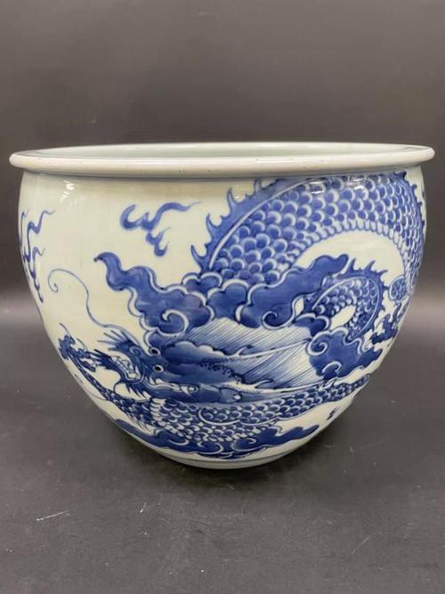 古董七尺龍缸有哪些收藏價值