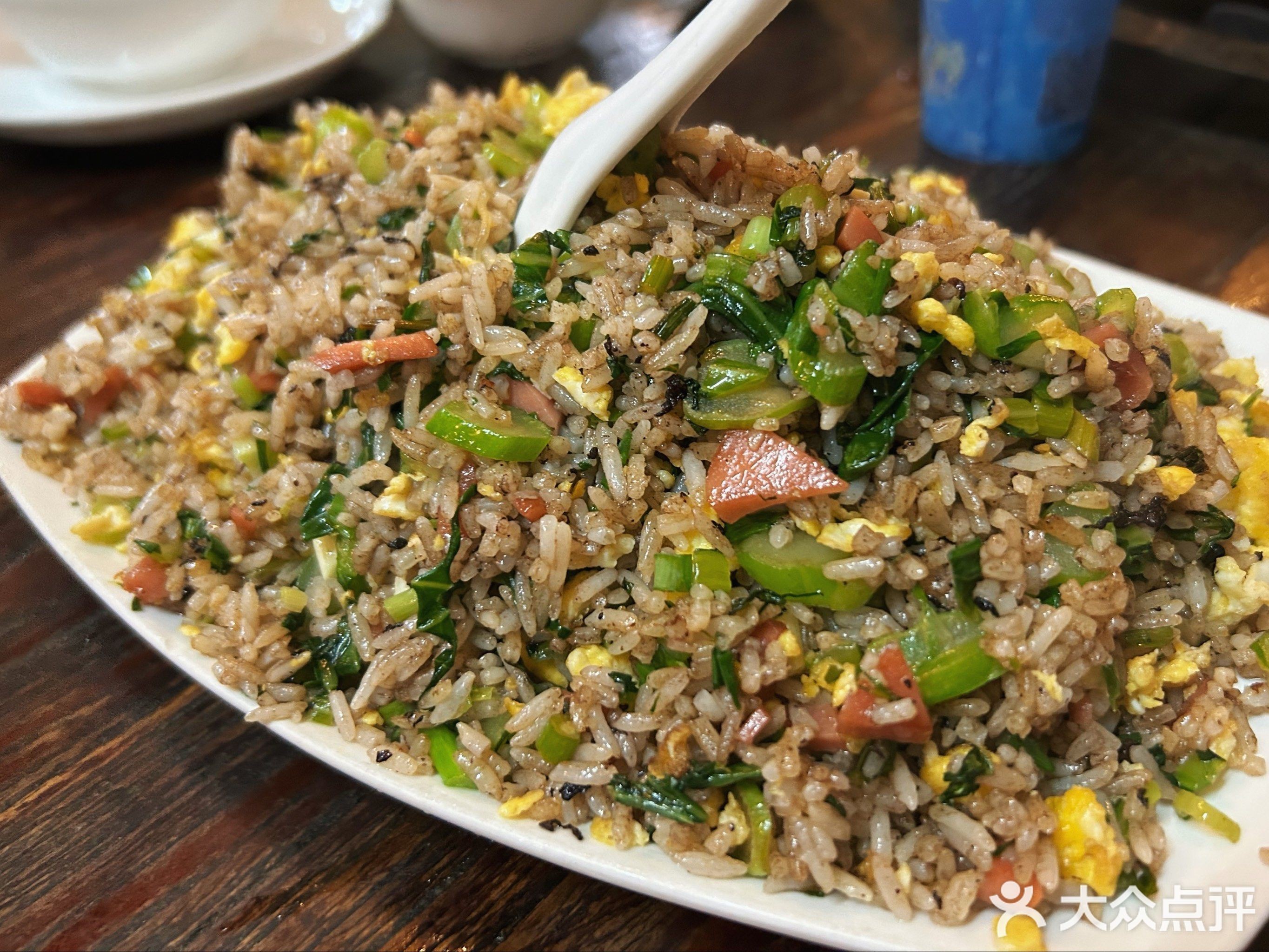 廣州哪里是批發龍魚的地方啊圖片