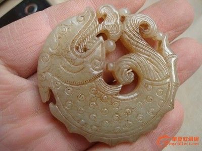 魚龍擺件的風水作用：魚化龍玉器是一種具有深厚歷史文化內涵的藝術品