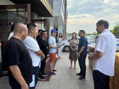夏季龍鳳鯉防暑措施：夏季龍鳳鯉防暑措施有效提高龍鳳鯉養(yǎng)殖效率和產(chǎn)量