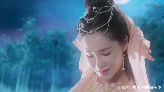 《香蜜沉沉燼如霜》簌離的故事：《香蜜沉沉燼如霜》中簌離的故事