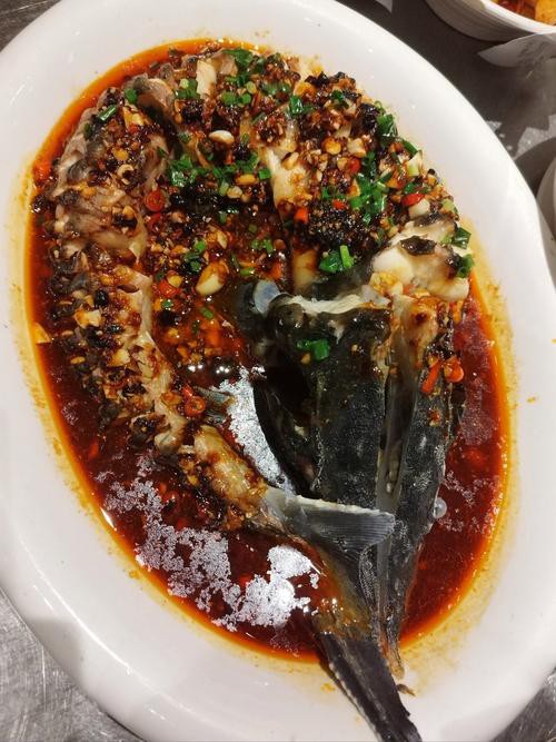 清蒸鱘龍魚圖片真實