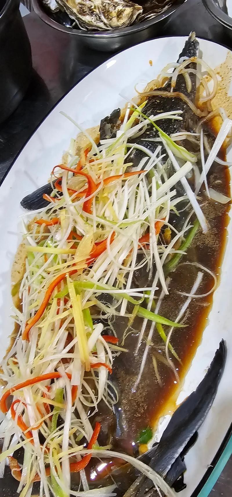 清蒸鱘龍魚圖片真實