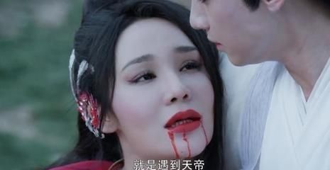 龍魚吃自己的鱗片：龍魚吃自己的鱗片正常嗎？