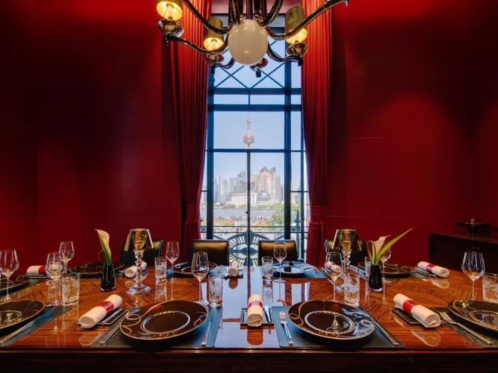 金龍魚魚子醬，金龍魚魚子醬是一種既美味又營(yíng)養(yǎng)的海鮮料理值得一試