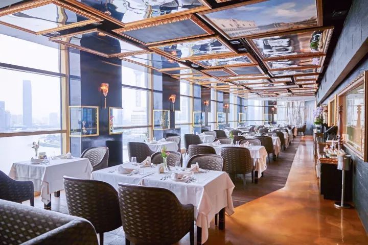 金龍魚魚子醬，金龍魚魚子醬是一種既美味又營(yíng)養(yǎng)的海鮮料理值得一試