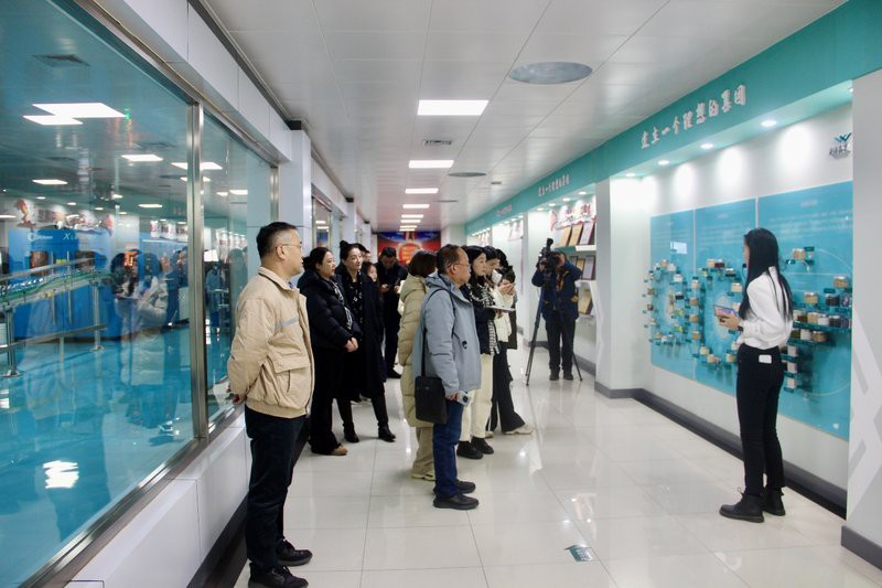 金龍魚參觀工廠