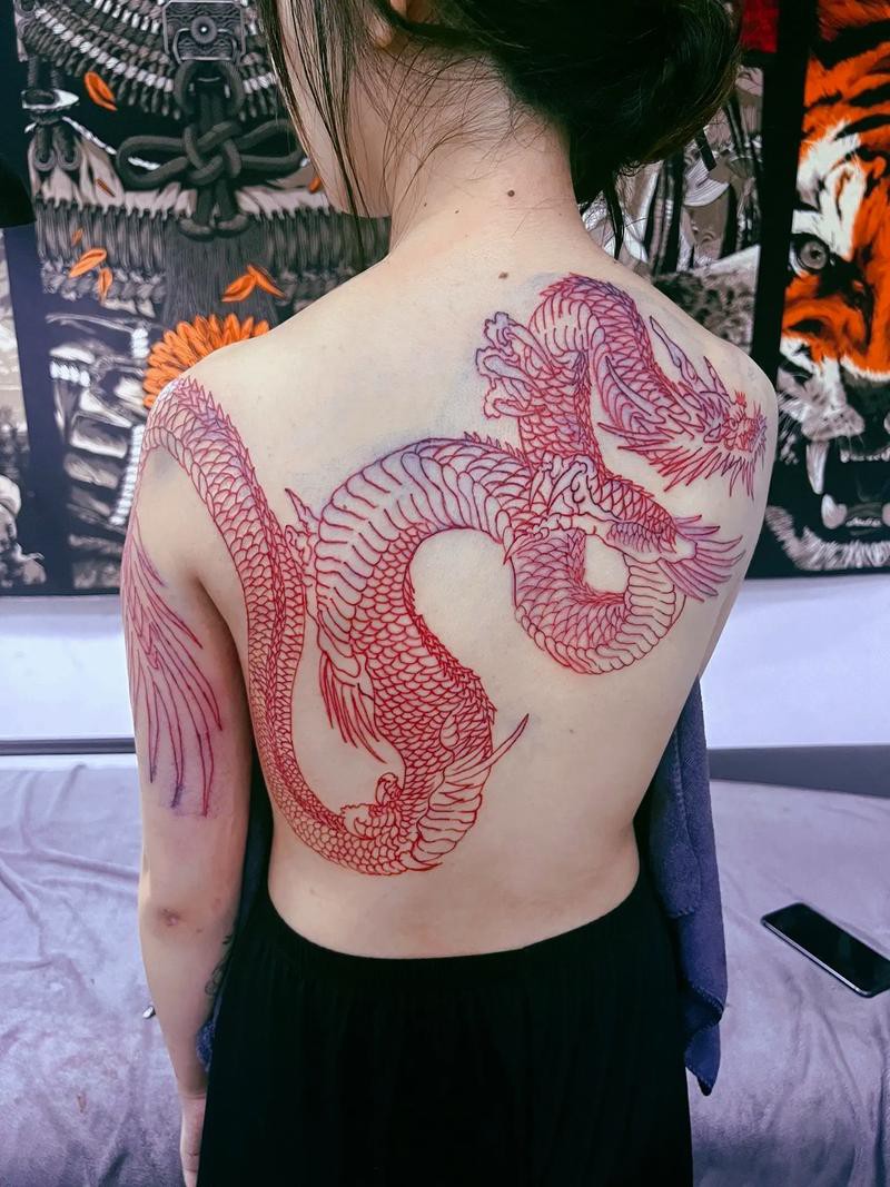 紅龍紋身有哪些經典圖案