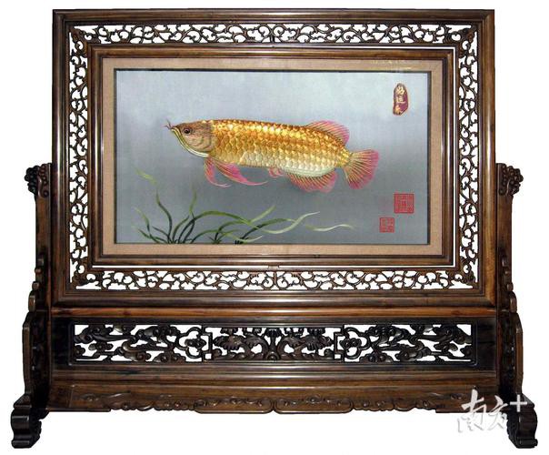 金龍魚工藝品哪個材質(zhì)最好？
