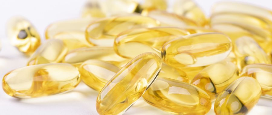 金龍魚在缸下面不動(dòng)為什么？：金龍魚在缸底不動(dòng)可能是由多種因素引起的金龍魚趴缸