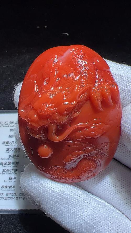 能再推薦一些紅龍雕塑嗎？