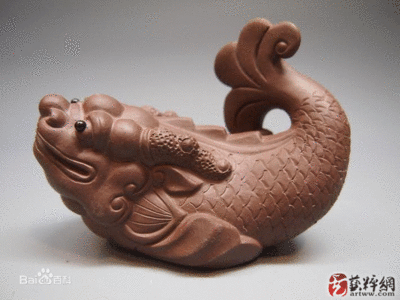龍魚雕刻的寓意和象征是什么：龍魚雕刻的寓意和象征