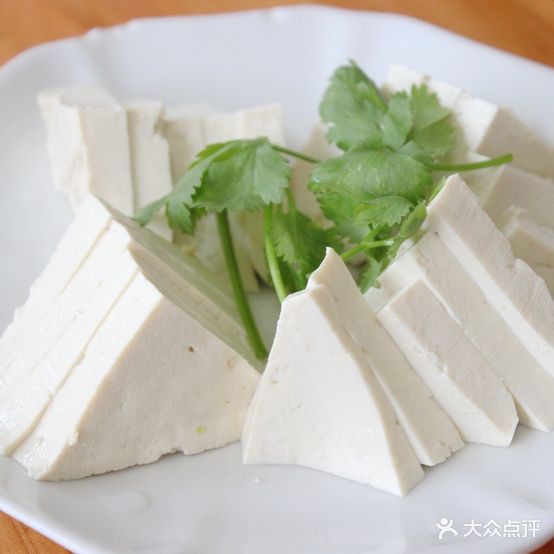 南寧廣龍魚飯店電話多少