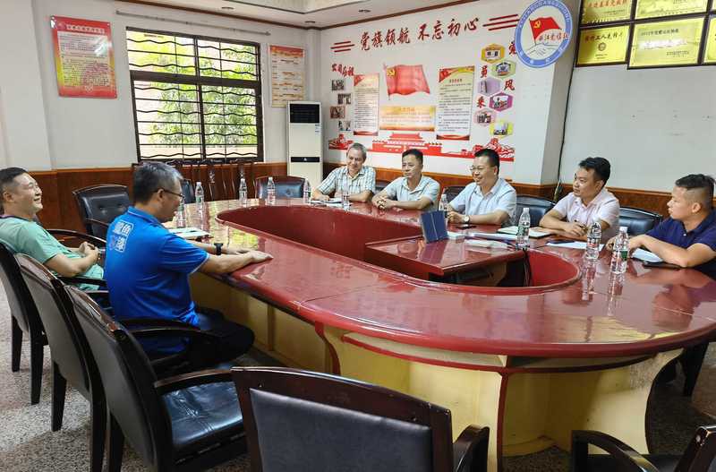 萬秀龍魚店【廣西梧州龍魚漆業開展職業病防治宣傳周系列活動】