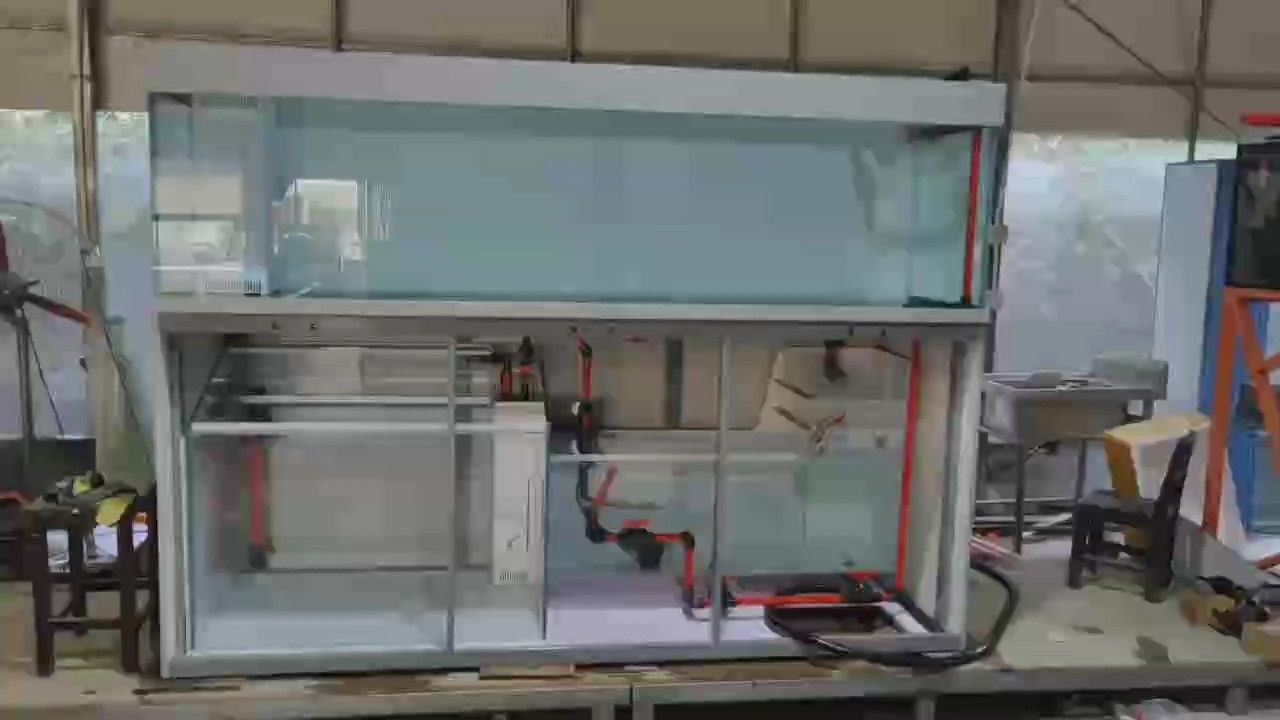 2.36米兔缸試水中