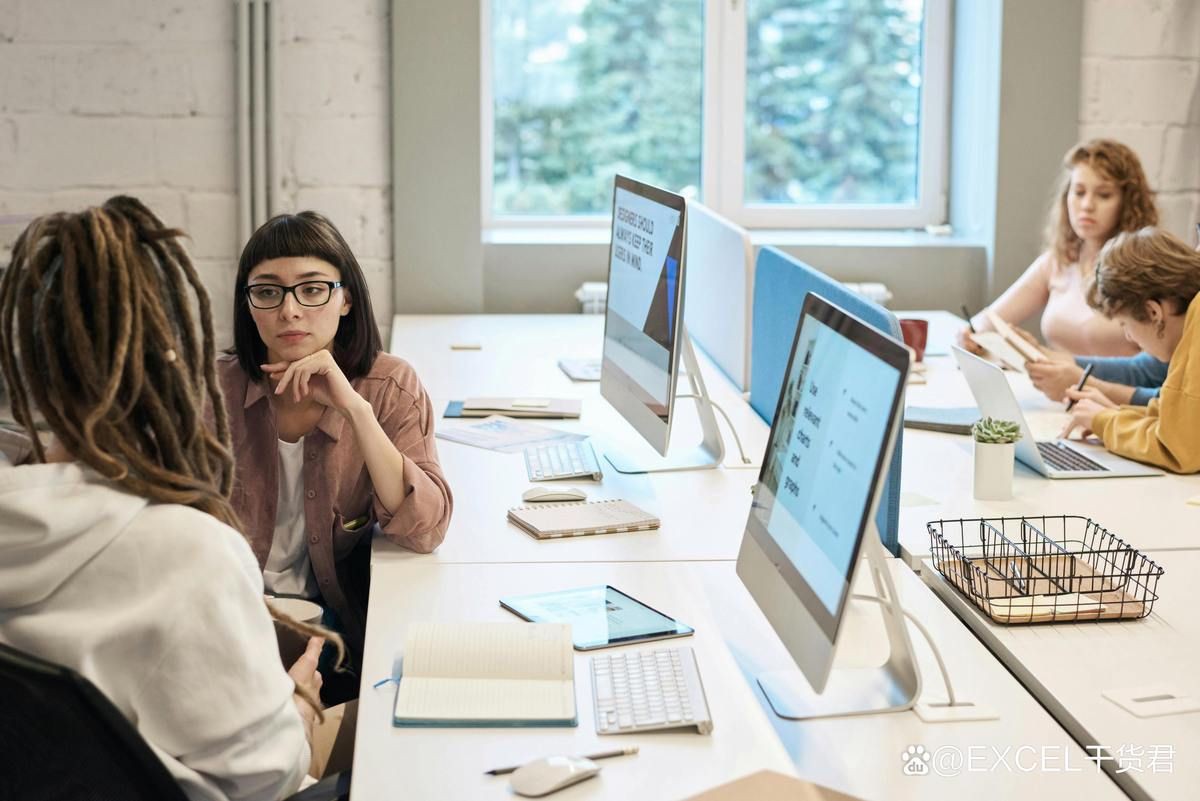 高清紅龍魚壁紙設置方法，《高清紅龍魚壁紙設置方法》